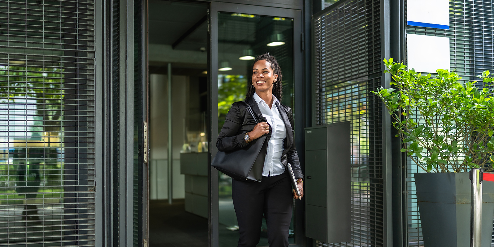 New Year, New Career? Why Now is the Smart Time for Associates to Reflect and Plan Their Next Move